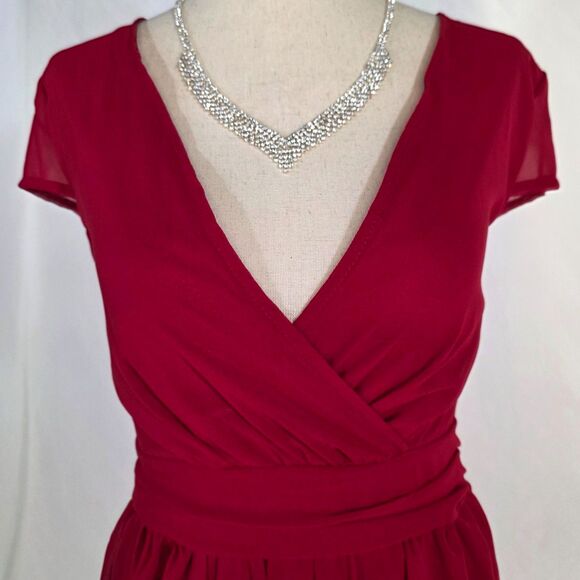 Women's Simple Silky Cap Sleeve Red Dress Size Medium - Picture 6 of 10